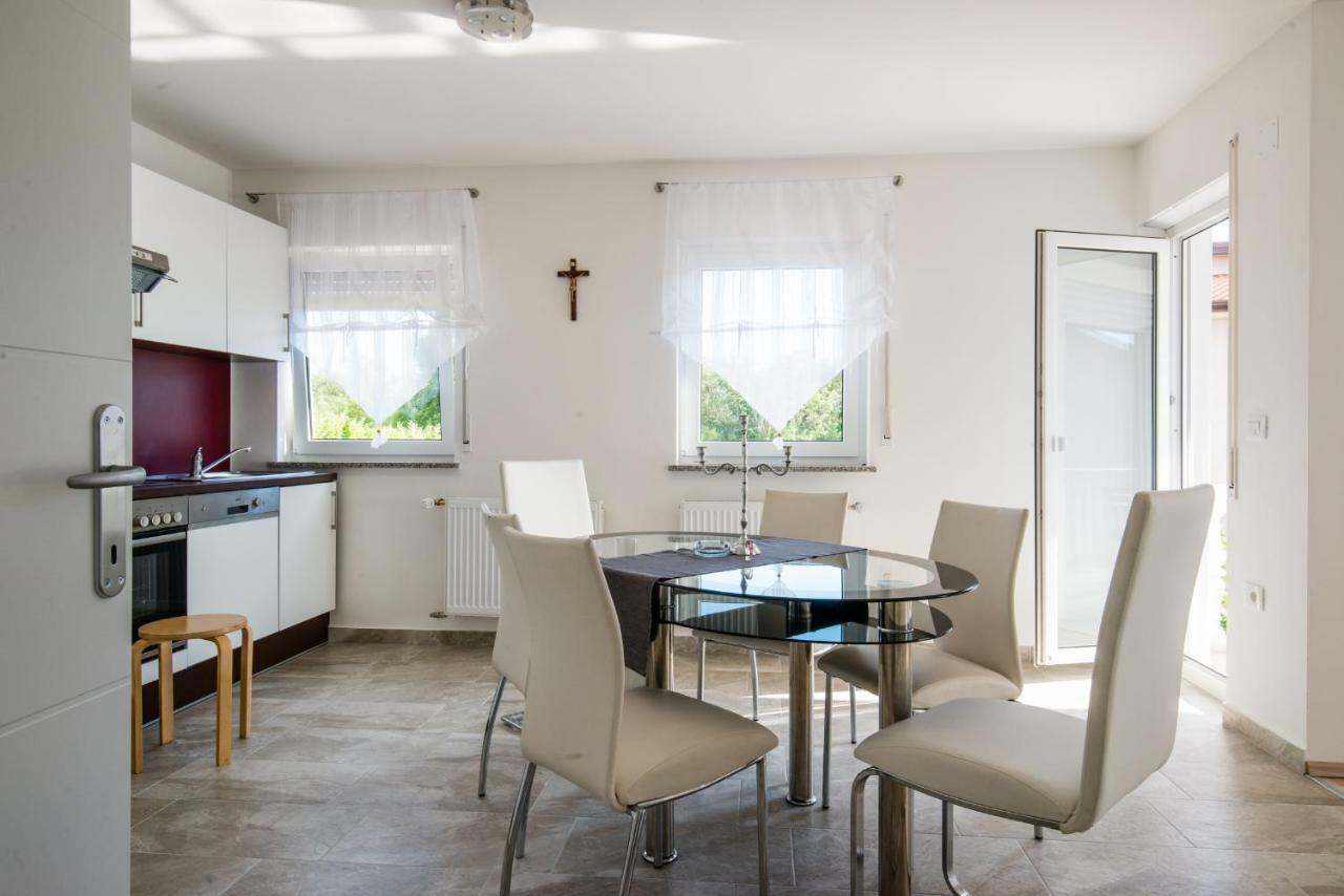 Ferienhaus Bucic Buje Eksteriør billede